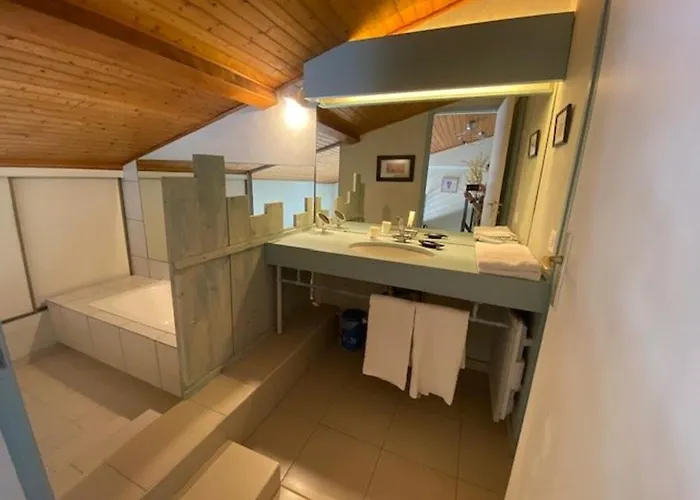 Duplex Pour 6 Avec Vue Océan, Balcon Et Garage Privatif - Fr-1-494-131 *